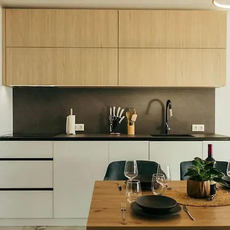Luxury In Central Park With Amazing View + Private Parking Space Appartement Burgas Stad