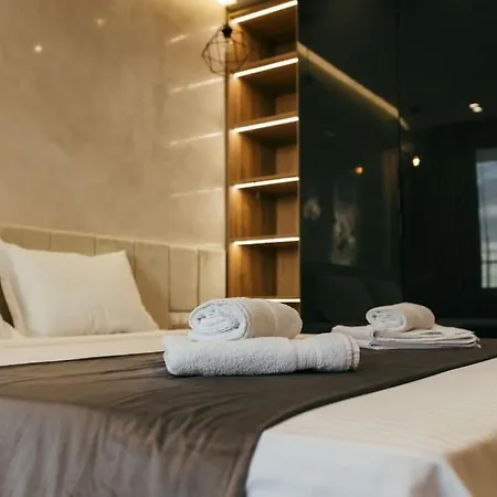 Apartment Luxury In Central Park With Amazing View + Private Parking Space