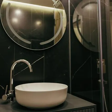 Apartment Luxury In Central Park With Amazing View + Private Parking Space Burgas